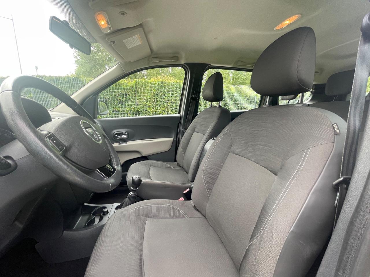 Dacia Lodgy Dacia Lodgy, euro 5b, anno 2013, 7 posti, 137.000 km!