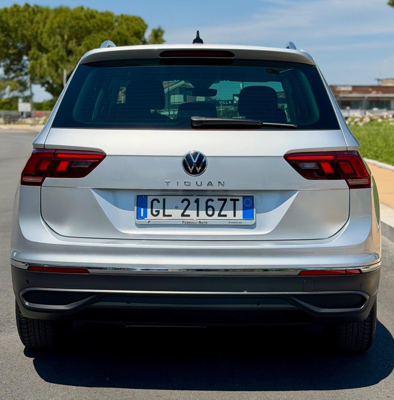 Volkswagen Tiguan 2.0 Tdi 122CV Life FARI LED