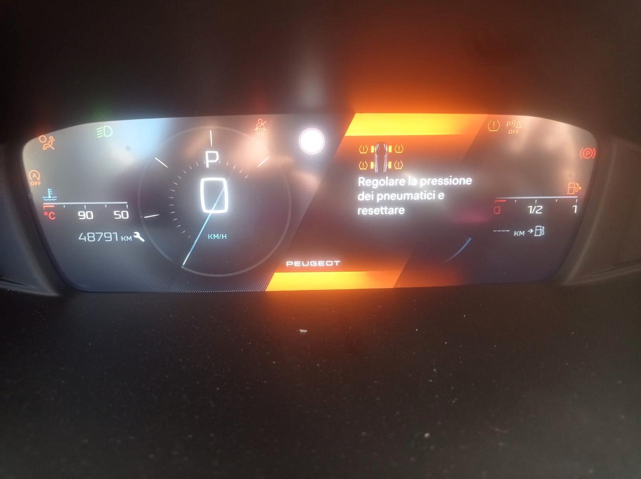 Peugeot 308 BlueHDi 130 S&S SW Allure sinistrata
