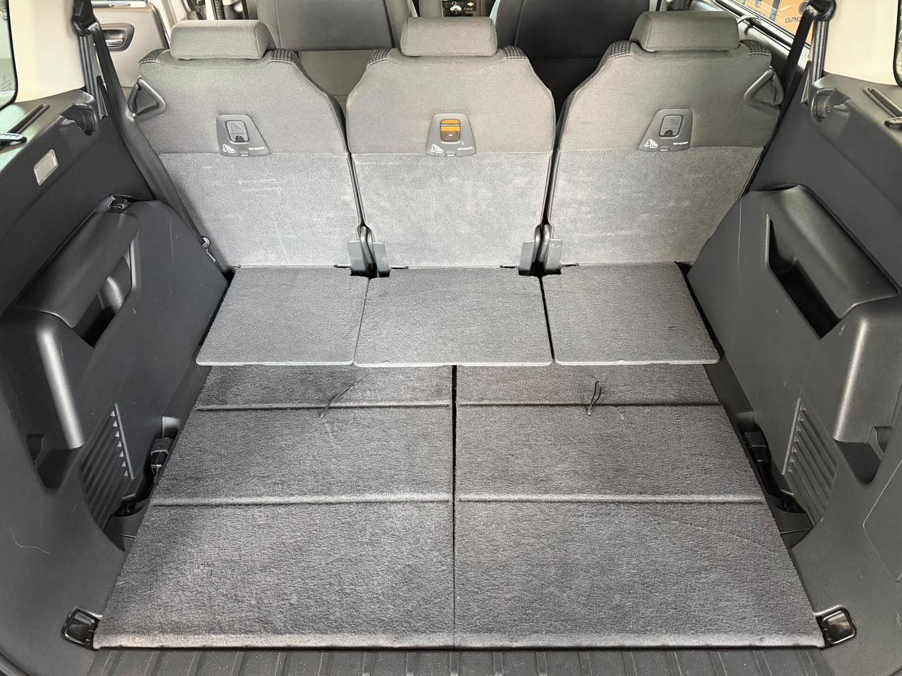Peugeot 5008 Business 7 POSTI