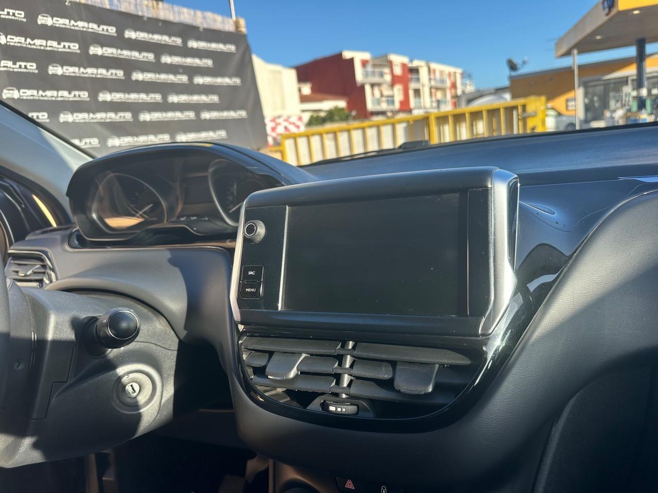 Peugeot 208 PureTech 82 5 porte Allure