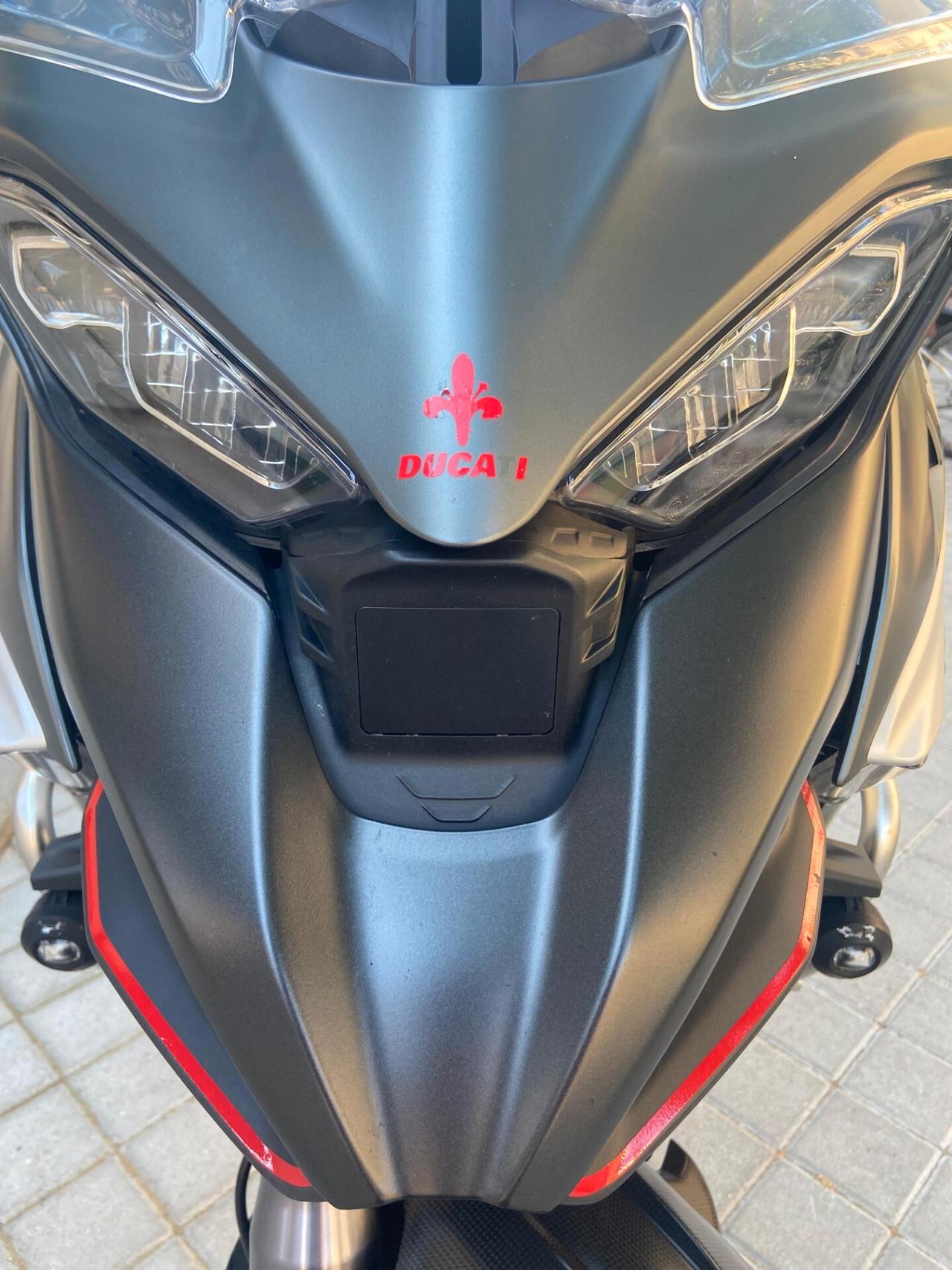 Ducati Multistrada V4 S travel & radar Permute
