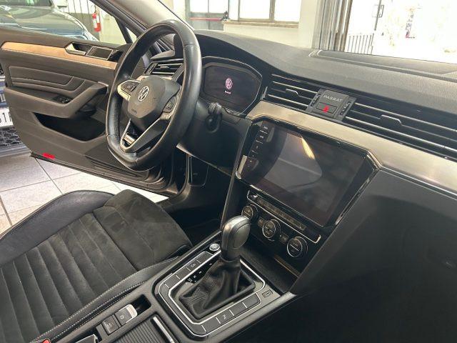 VOLKSWAGEN Passat Variant 2.0 TDI SCR 190 CV 4MOTION DSG Executive BMT