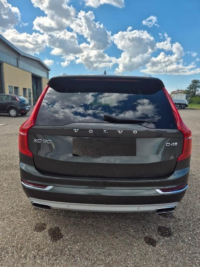 Volvo XC 90