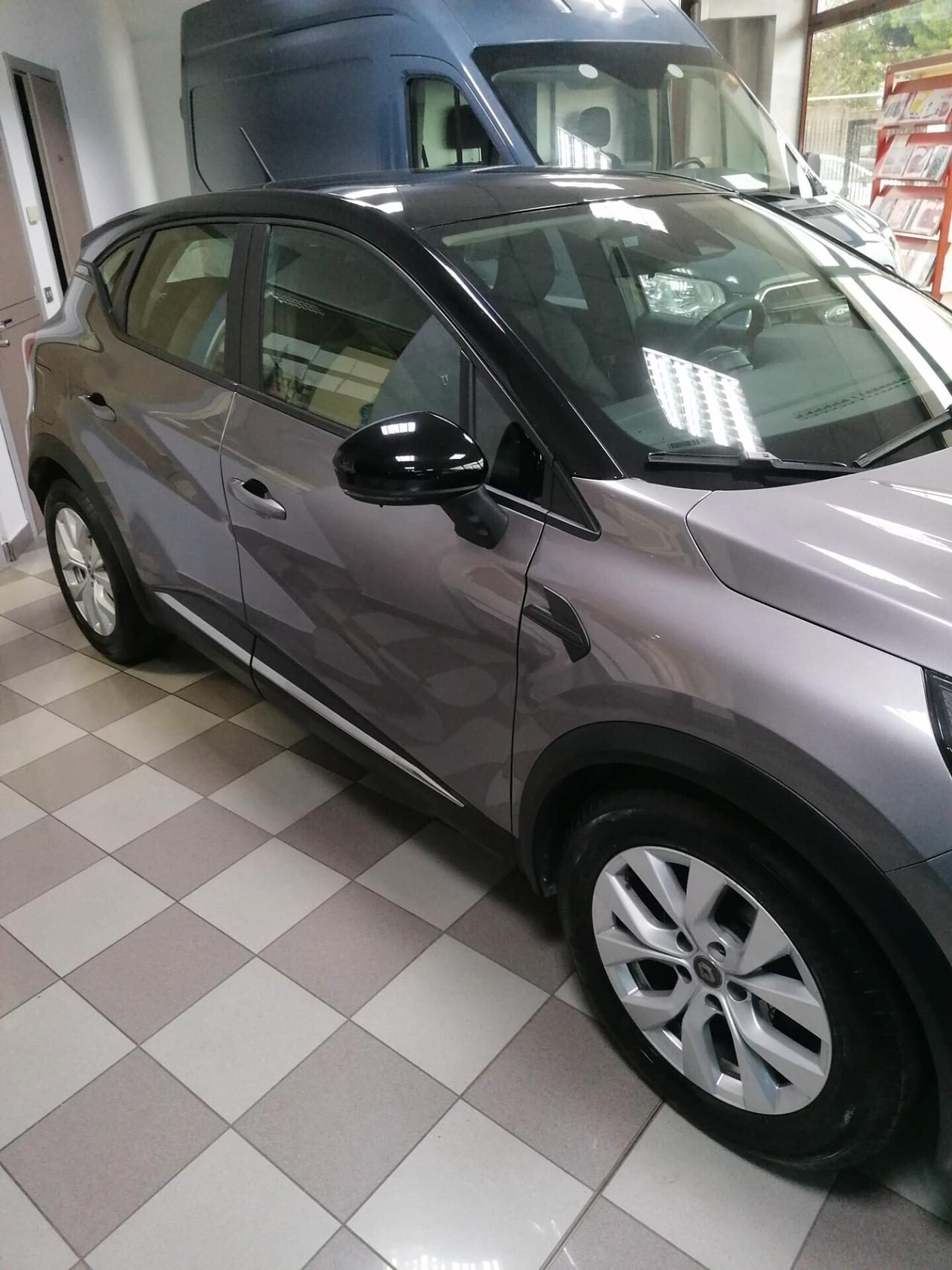 Renault Captur TCe 12V 100 CV GPL Intens