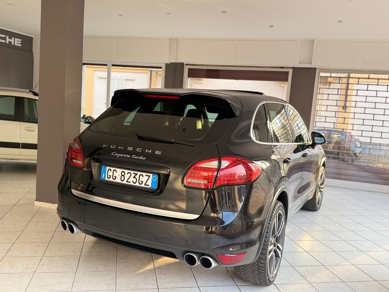 Porsche Cayenne 4.8 Turbo
