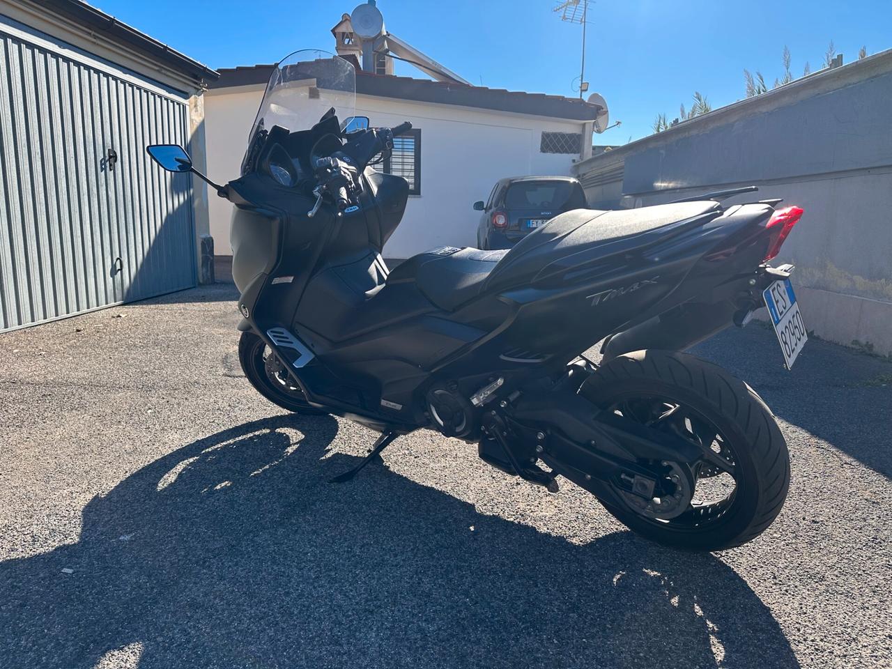 Yamaha TMAX 560
