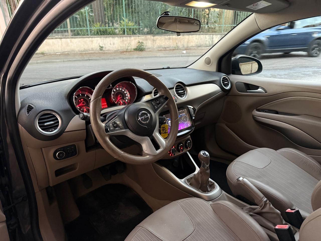 Opel Adam 1.2 70 CV Jam