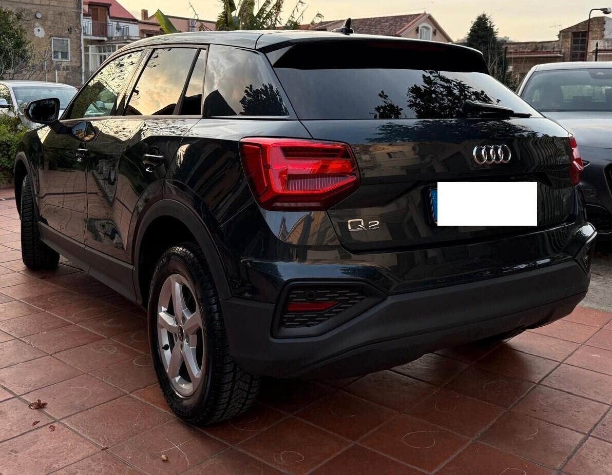 Audi Q2 35 TDI S tronic Business