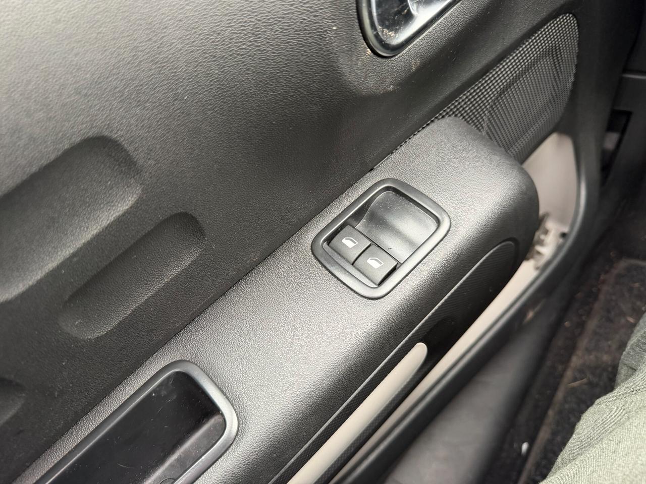 CITROEN C3 2024 1.2 BENZINA 83 CV *SINISTRATA