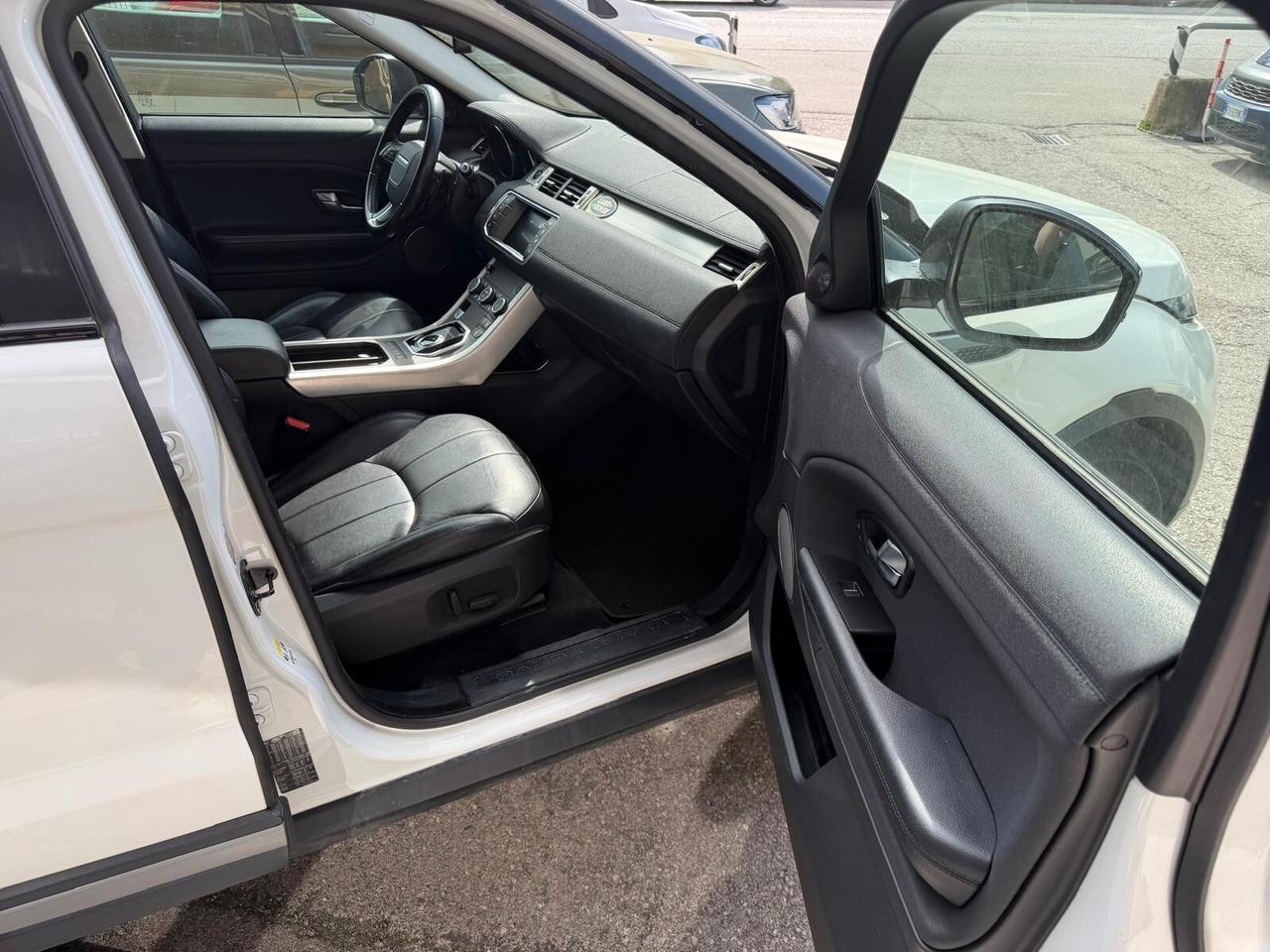Land Rover Range Evoque 2.0 TD4 150 CV 5p. SE