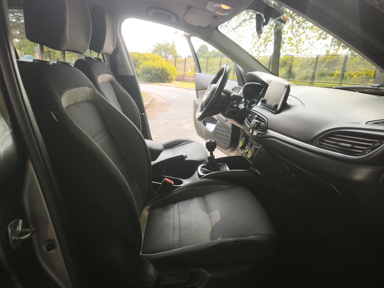 Fiat Tipo 1.6 Mjt SW Lounge 2017 euro6
