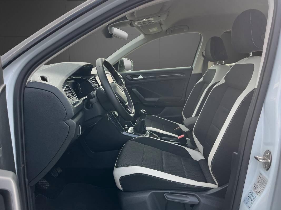 Volkswagen T-Roc 1.0 tsi Advanced