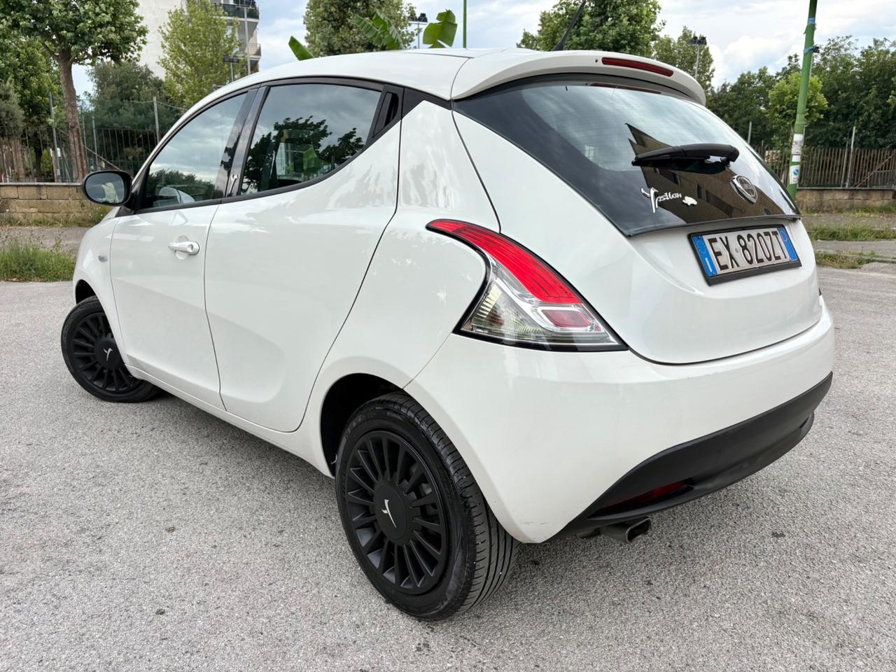 Lancia Ypsilon 1.2 benz/GPL casa madre perfetta