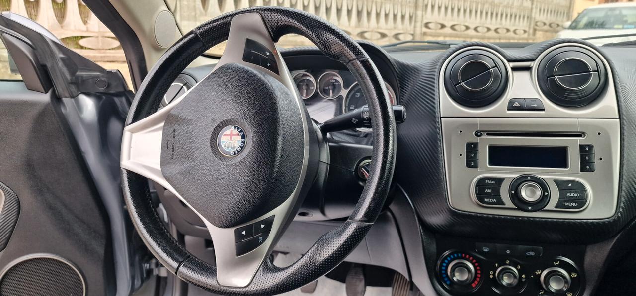 Alfa Romeo MiTo 1.3 JTDm-2 95 CV S&S Distinctive Sport Pack