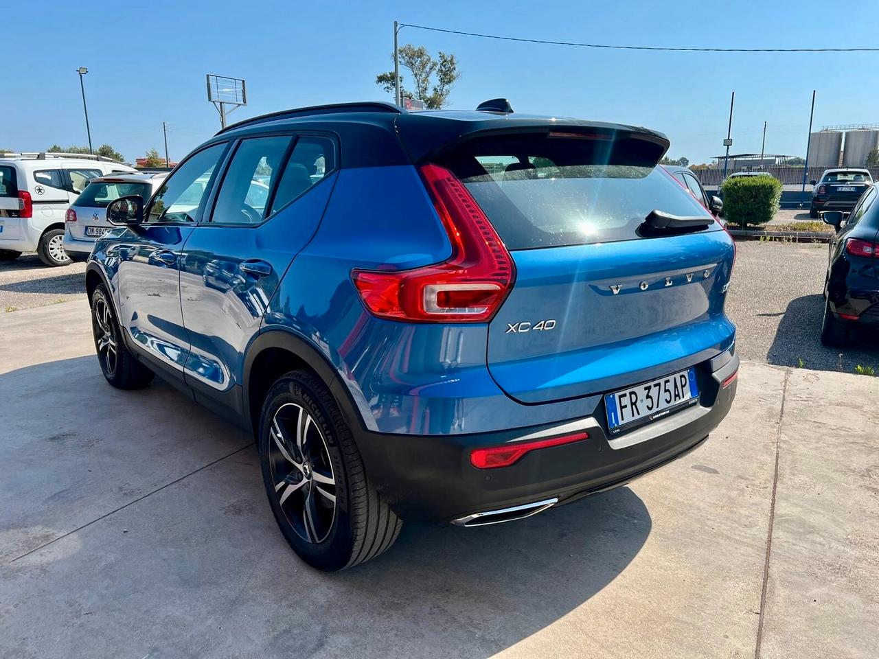 Volvo XC40 D4 AWD Geartronic R-design