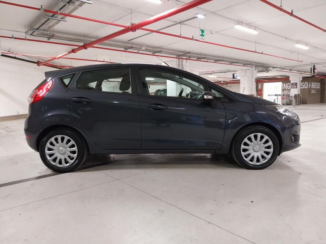 Ford Fiesta 1.5 TDCi 75CV 5 porte - ok neopatentati