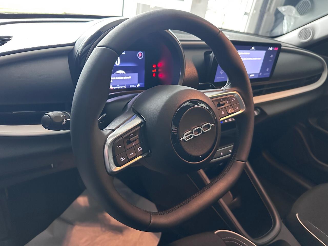 Fiat 600 Hybrid 110 CV DCT MHEV La Prima II