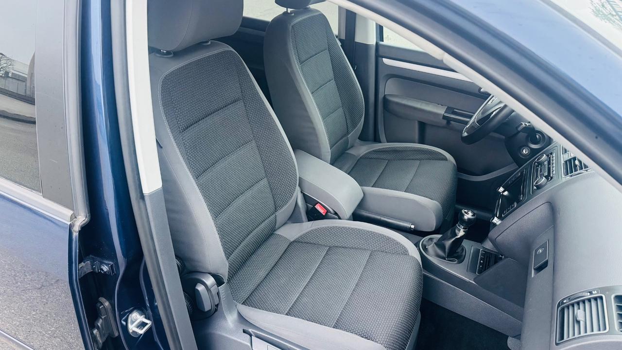 Volkswagen Touran 1.2 TSI Comfortline BMT