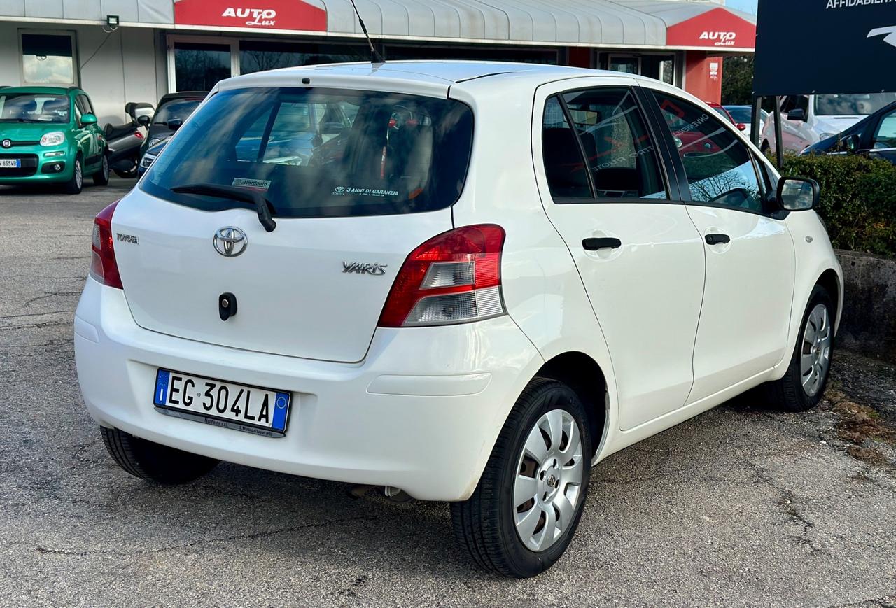 TOYOTA YARIS 1.0 5 porte 2011 - OK NEO PATENTATI