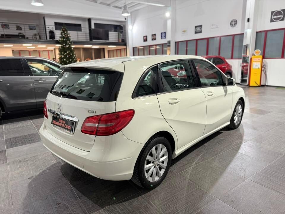 Mercedes Classe B 180 110cv Executive 2013