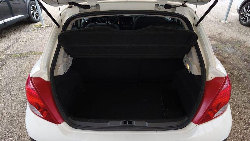 Peugeot 207 207 5p 1.4 hdi X-Line FL