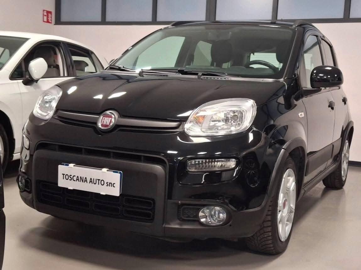 Fiat Panda 1.0 Hybrid City Cross full optional