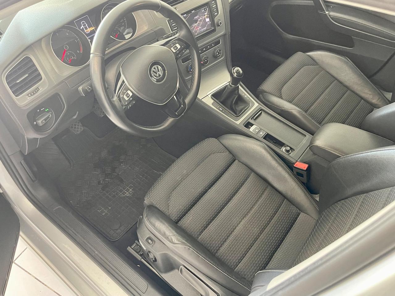 Volkswagen Golf 2.0 TDI 5p. Highline (Top Del Mese)