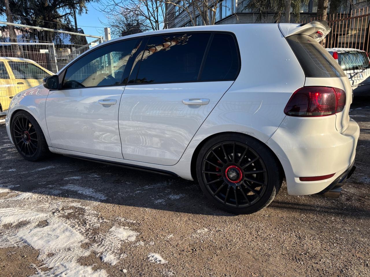 Volkswagen Golf 2.0 TSI 5p. GTI