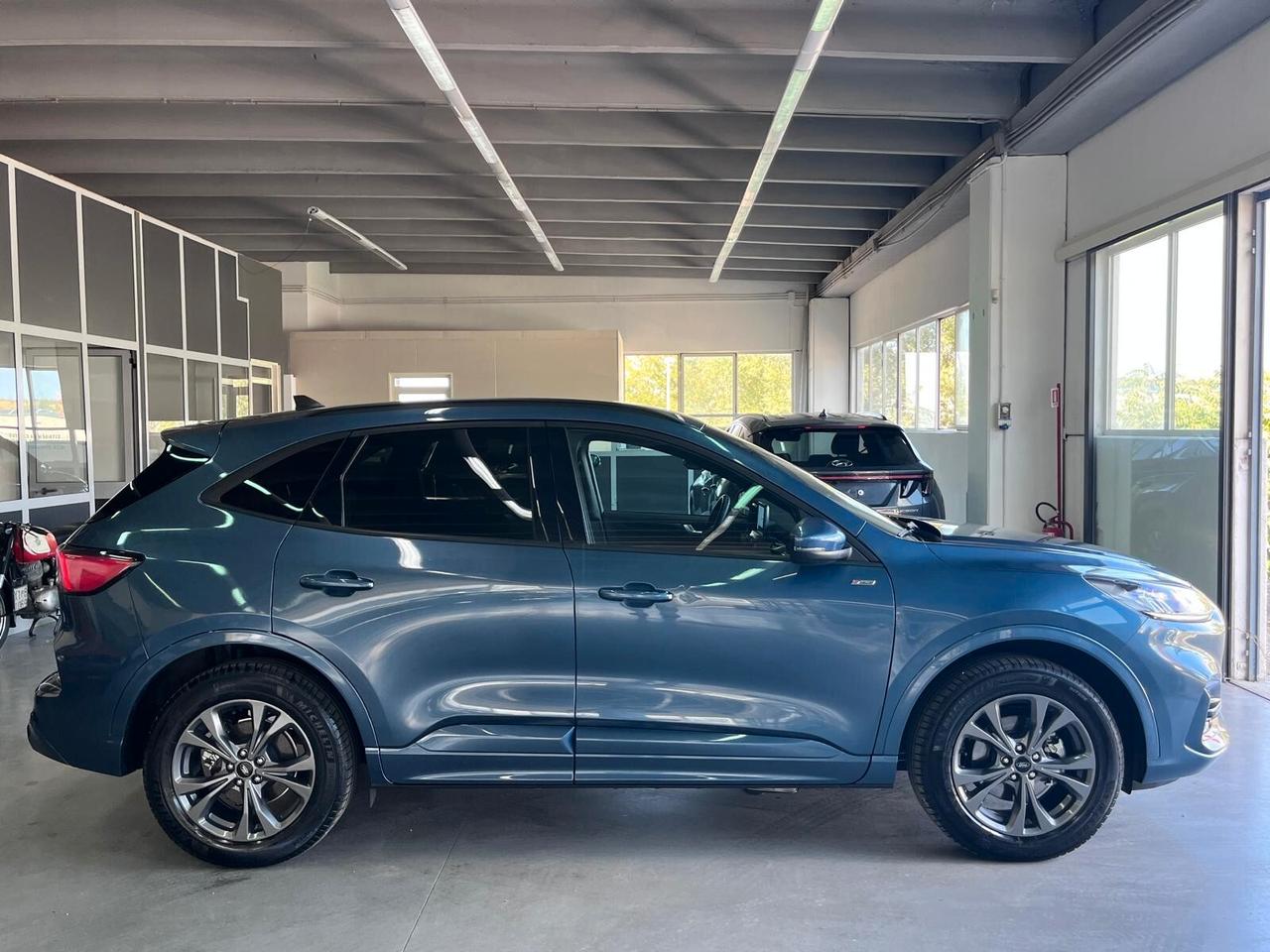 Ford Kuga 2.5 Plug In Hybrid 225 CV CVT 2WD ST-Line