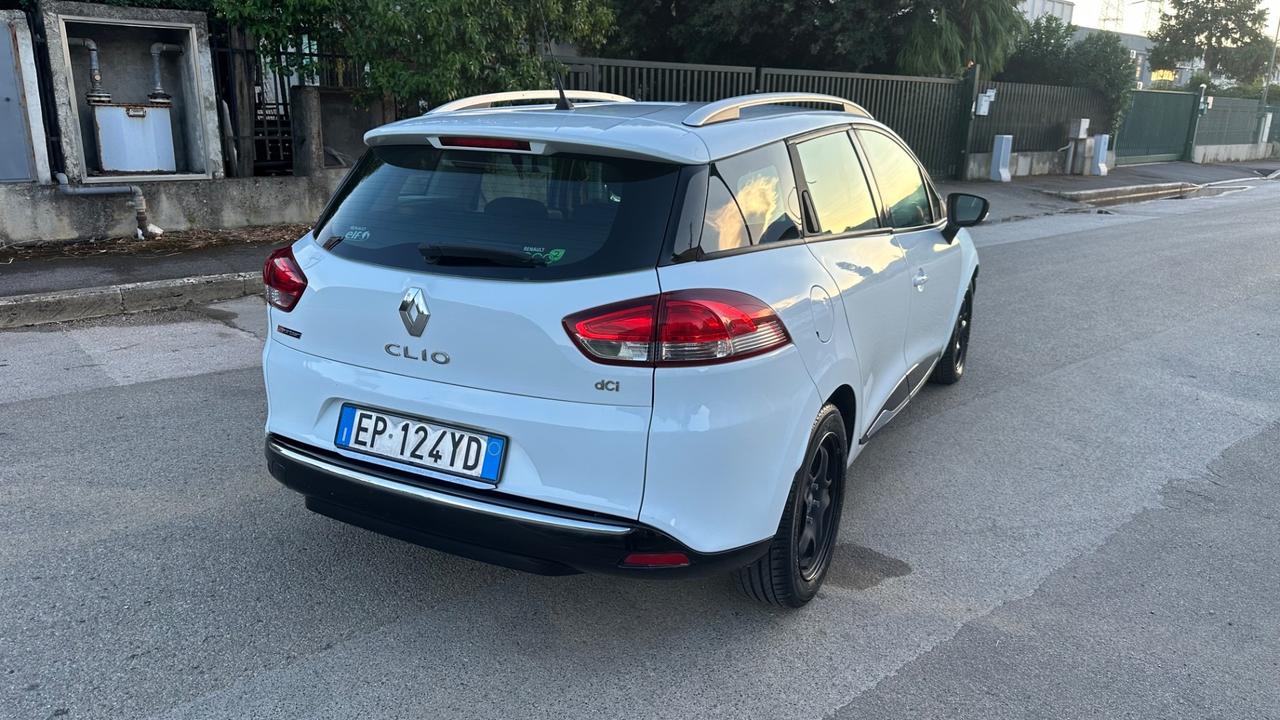 Renault Clio Sporter 1.5 dCi 8V 75CV Live