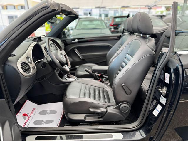 VOLKSWAGEN Maggiolino Cabrio 2.0 TDI DSG R-Line
