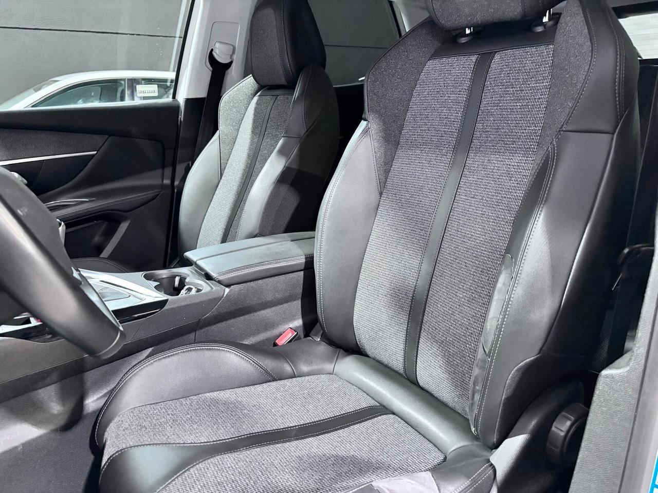 Peugeot 3008 Benzina Manuale Led pelle