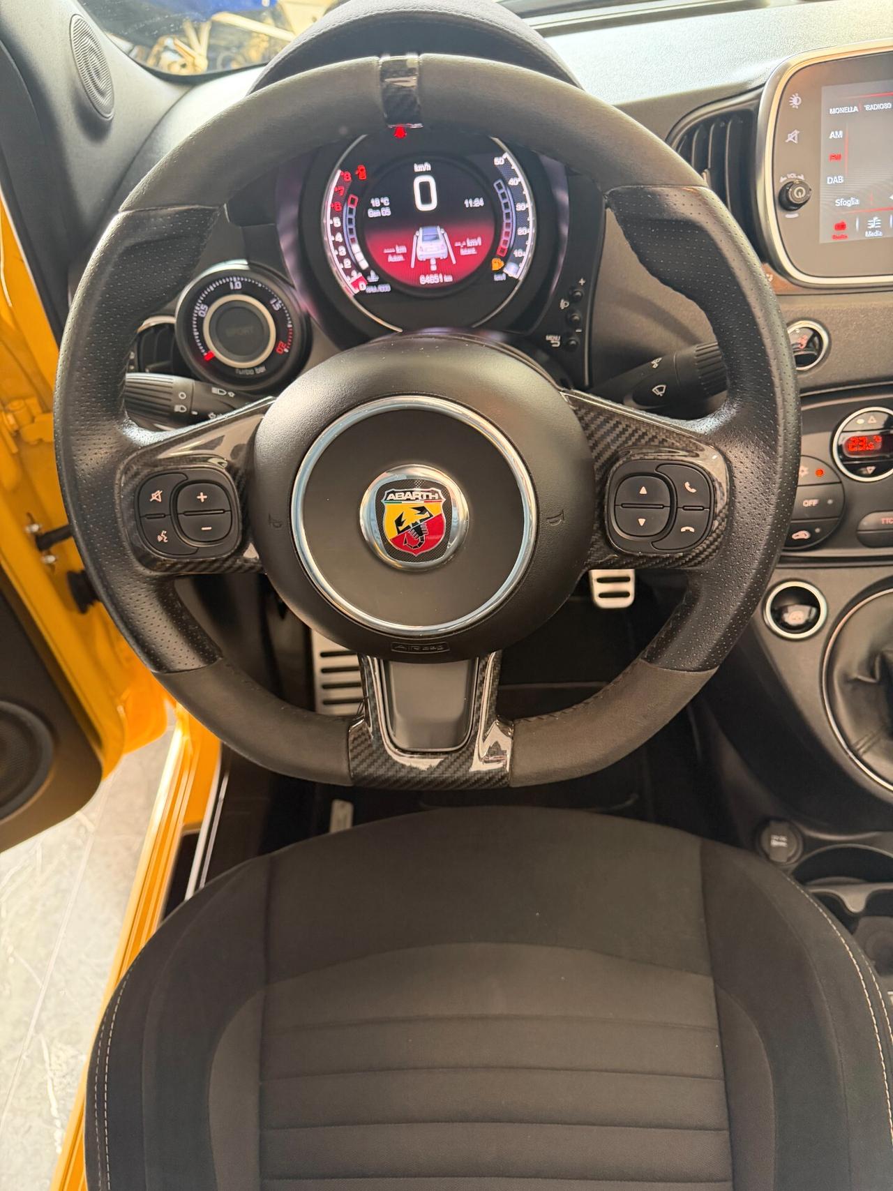 Abarth 595 C 1.4 Turbo T-Jet 180 CV Competizione