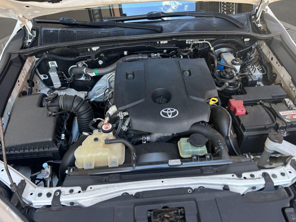 TOYOTA - Hilux - 2.4 d-4d 4x4 EXECUTIVE TELECAMERA + iva