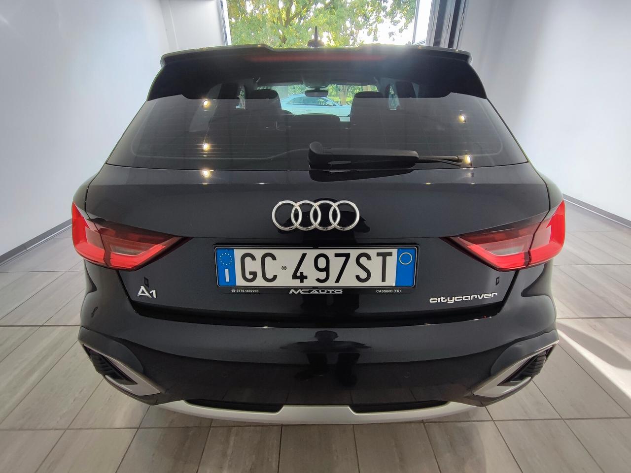 Audi A1 citycarver 30 TFSI Identity Contrast