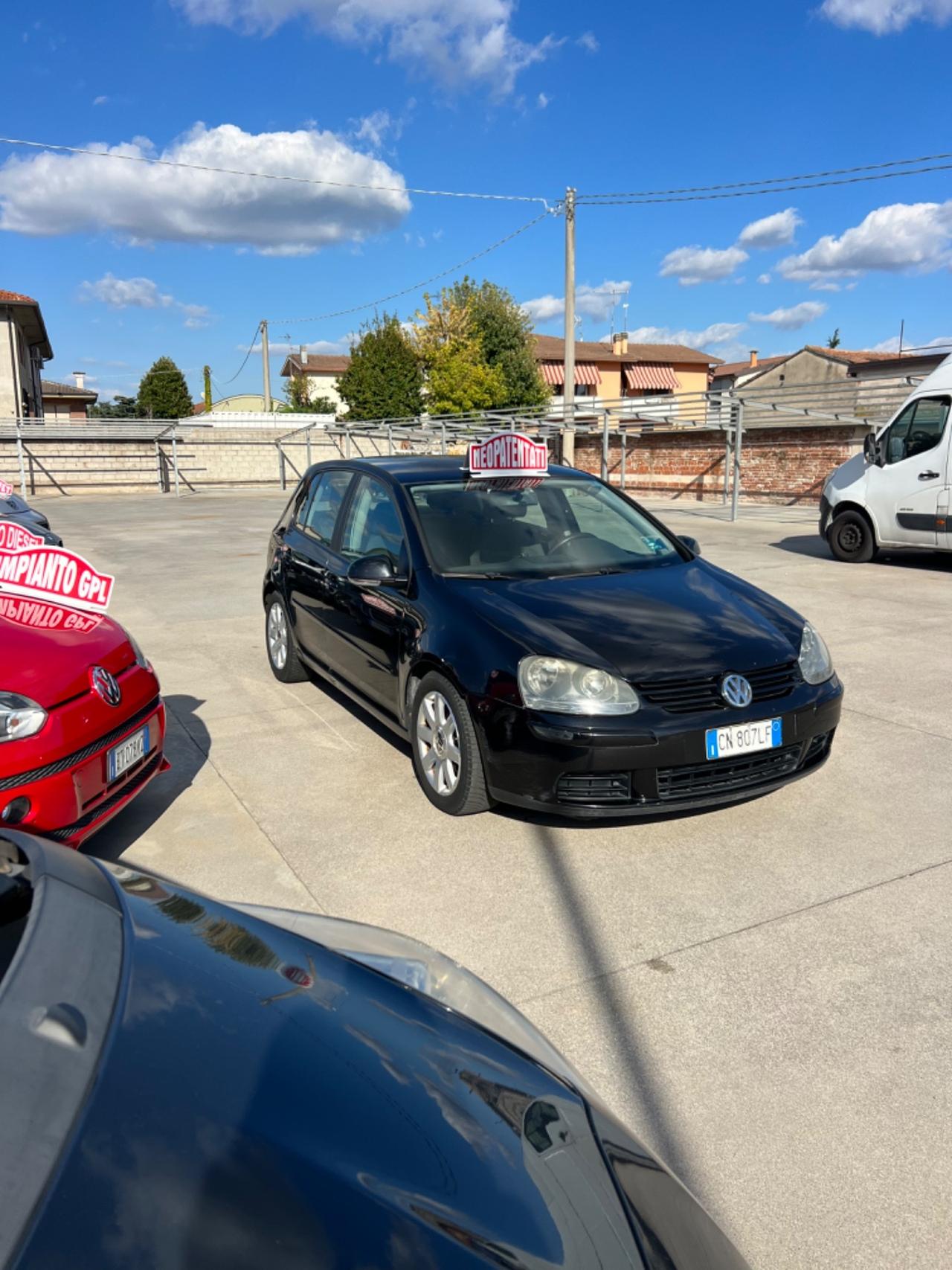 Volkswagen Golf 2.0 16V TDI 5p. Sportline