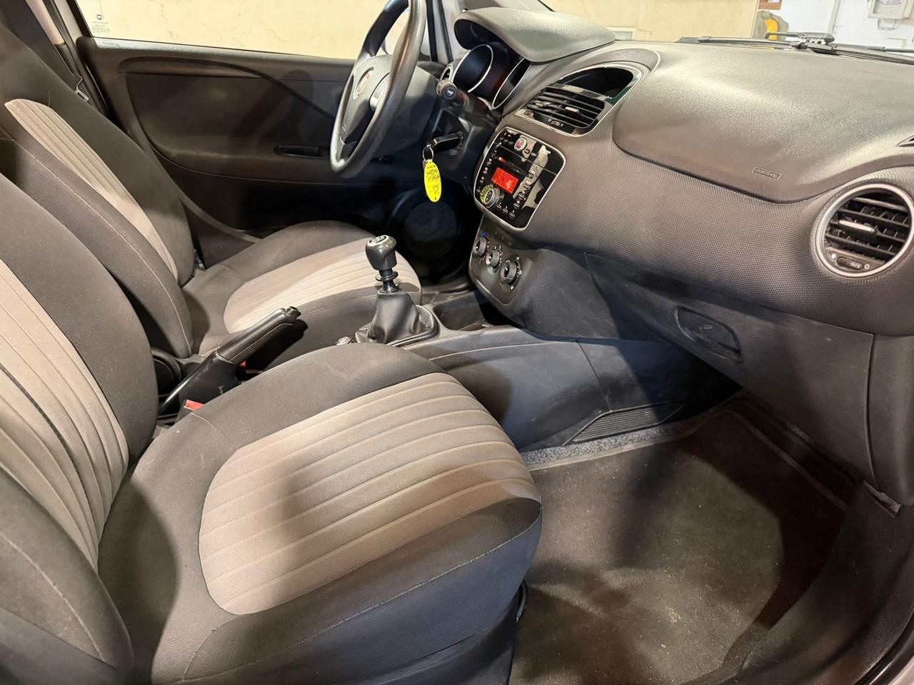 Fiat Punto 1.2 8V 5 porte NEOPATENTATI