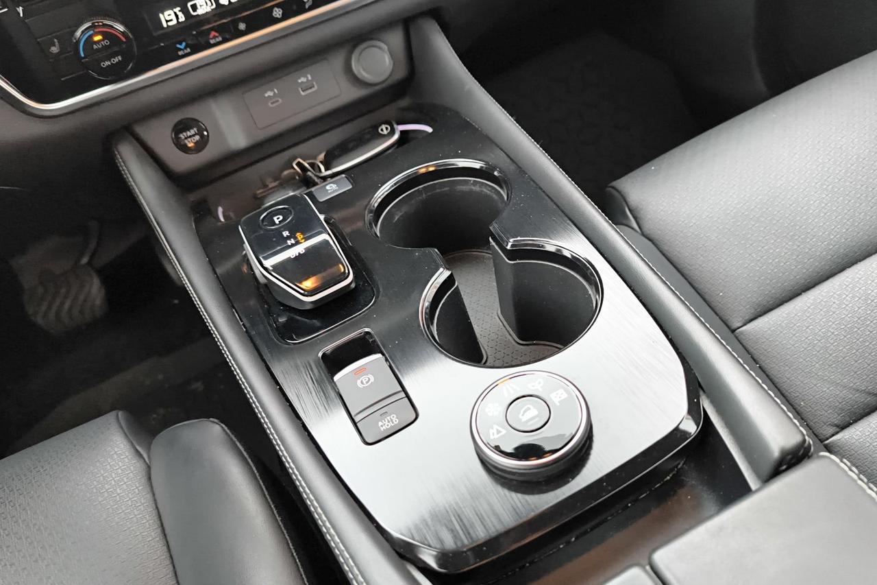 NISSAN X-Trail 1.5 e-power Tekna e-4orce 4wd auto