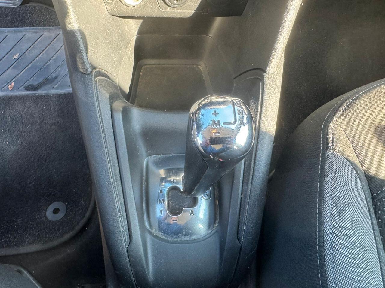 Peugeot 208 1.4 hdi 5 porte AUTOMATICA KM 116.000