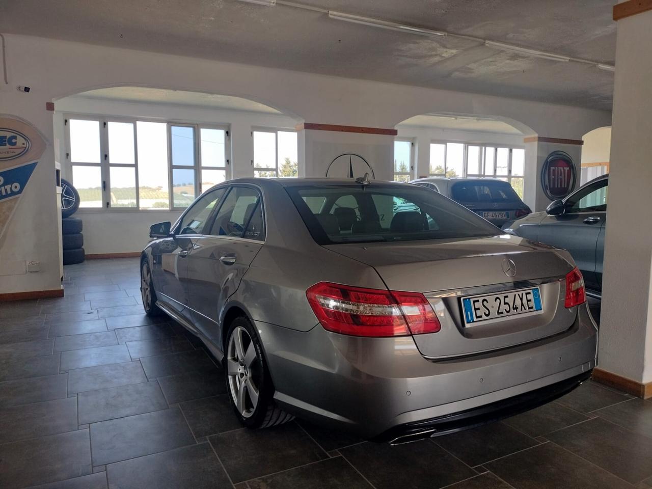 Mercedes-benz E 220 CDI Premium
