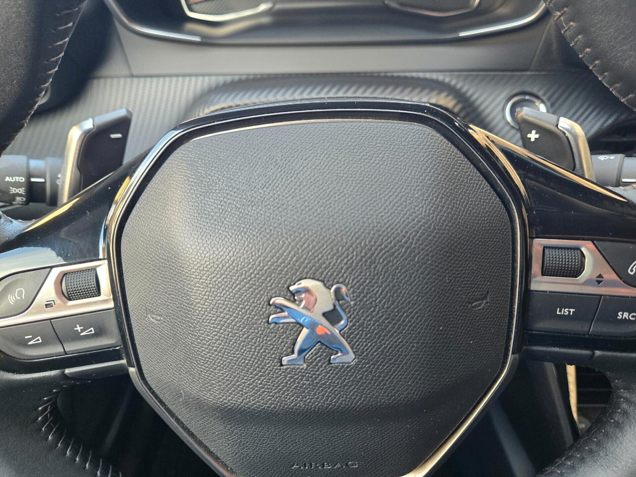 Peugeot 2008 BlueHDi 130 S&S EAT8 Allure