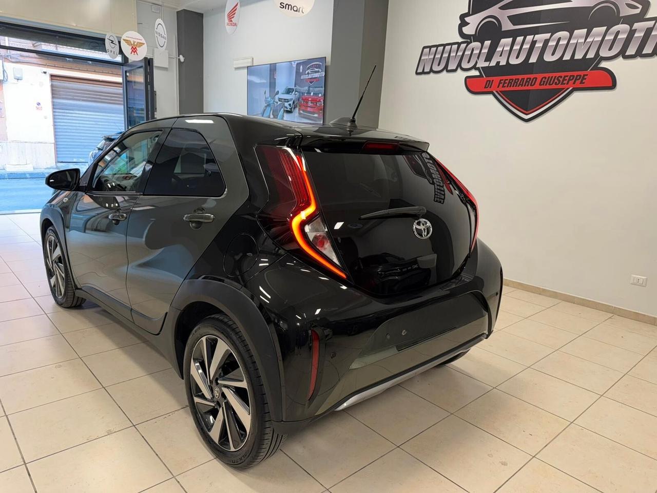 Toyota Aygo X 1.0 VVT-i 72 CV 5 porte Lounge A PARTIRE DA 155 EURO