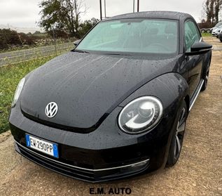 Volkswagen Maggiolino 1.6 TDI con tettuccio VISIBI