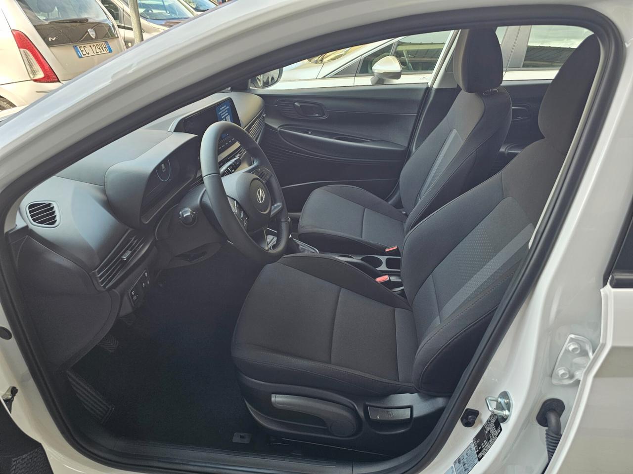 Hyundai i20 1.2 MPI MT Connectline