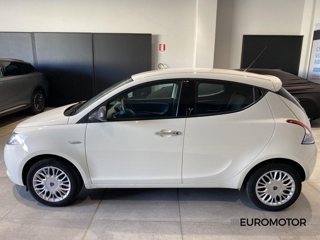 Lancia Ypsilon 5 Porte 1.2 Silver