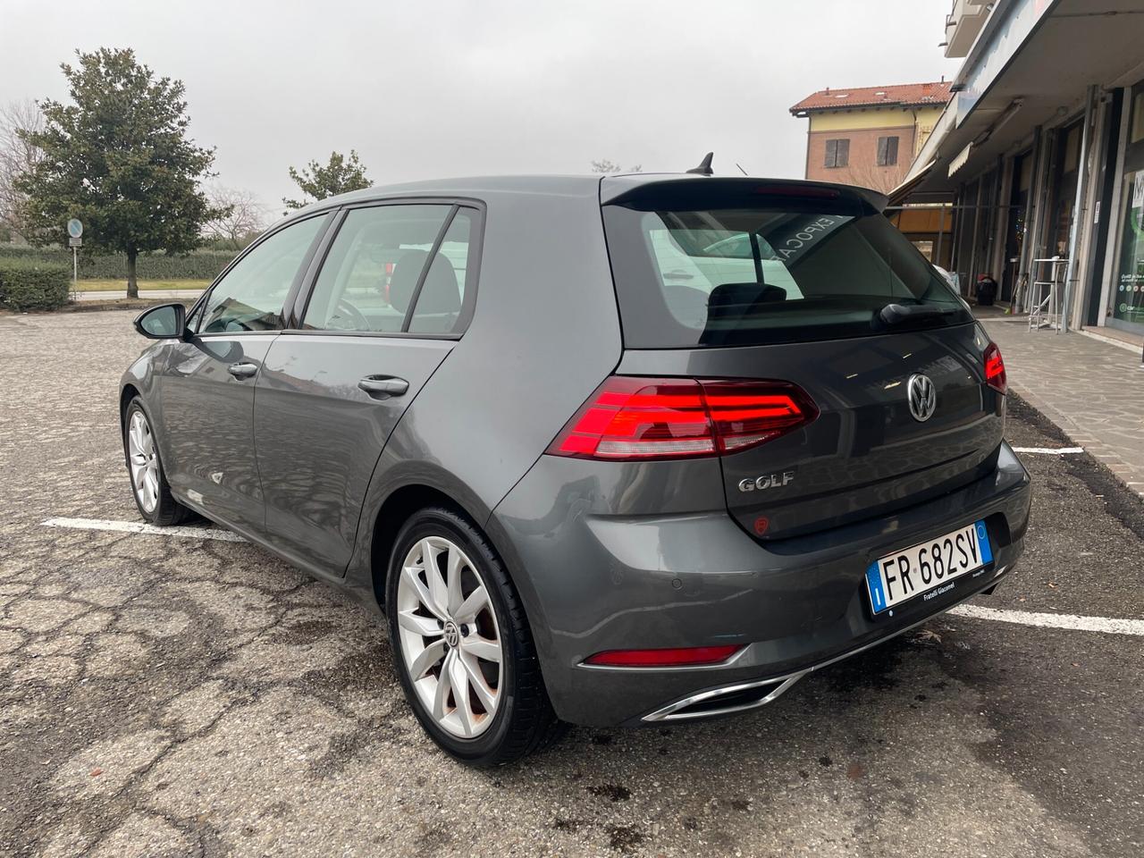 Volkswagen Golf 2.0 TDI DSG 5p. Executive BMT IVA ESPOSTA