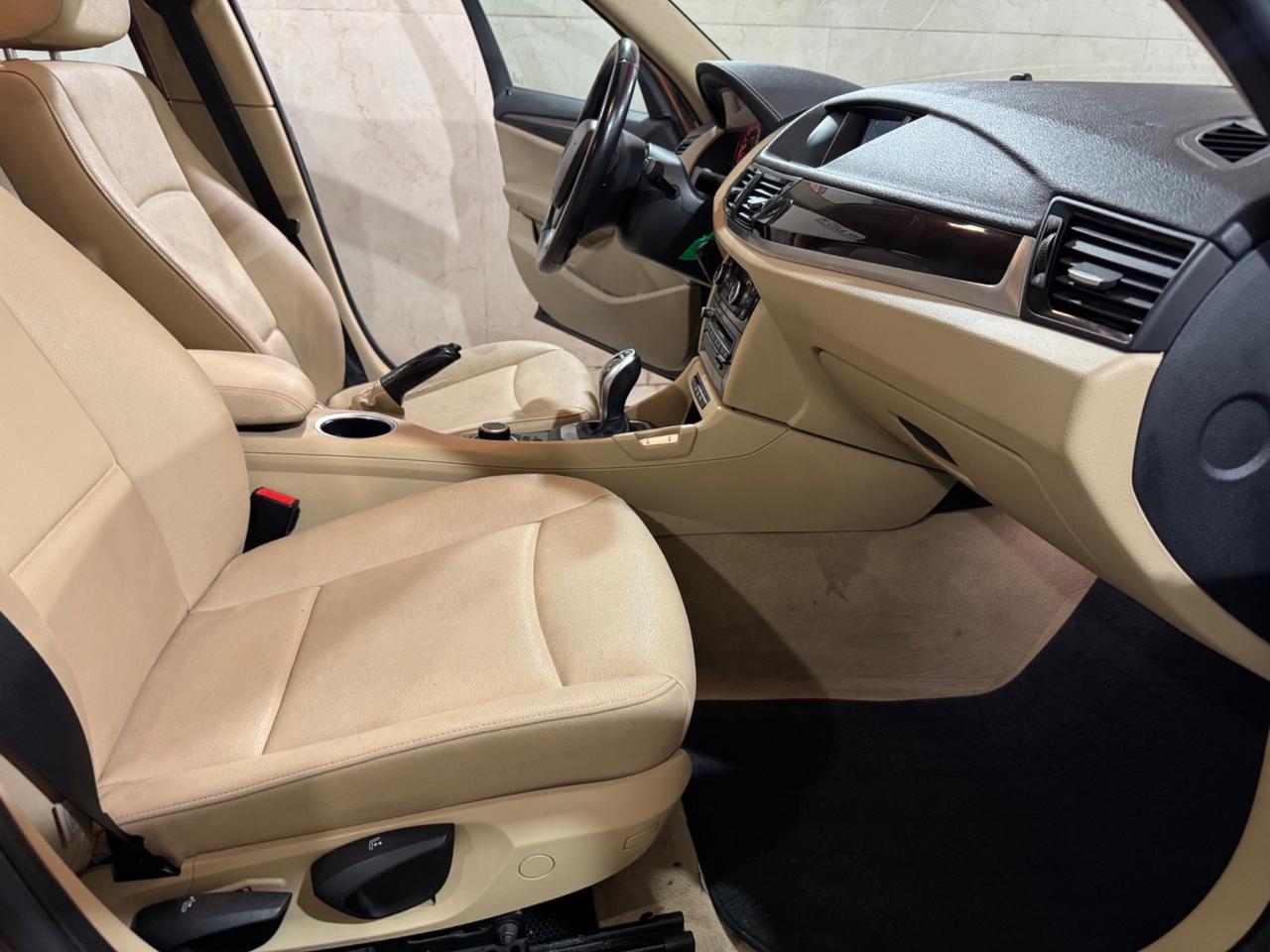Bmw X1 xDrive18d X Line