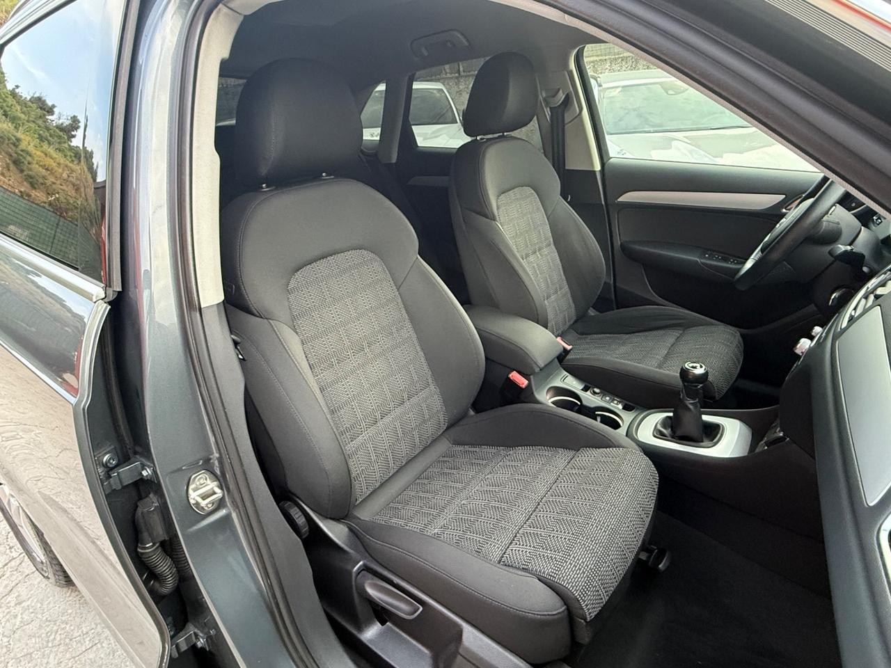 Audi Q3 2.0 TDI 150 CV Sport FULL