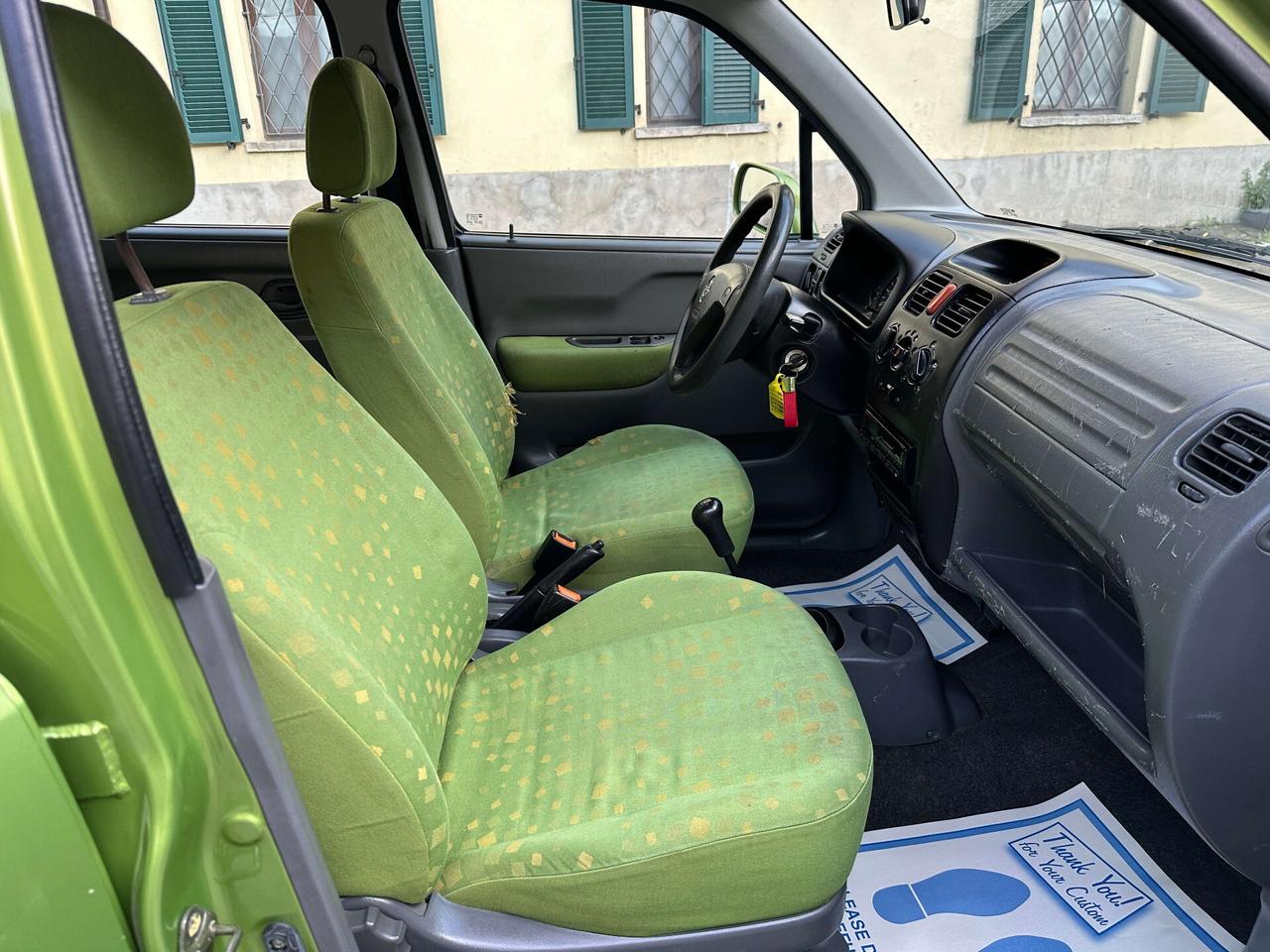 Opel Agila 1.2 16V Comfort